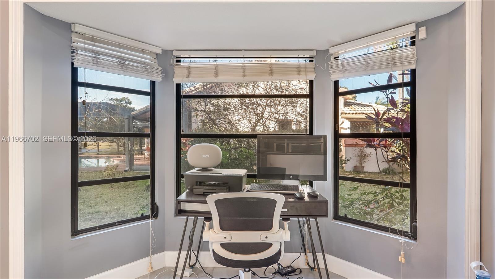 MAPLEWOOD - Residential