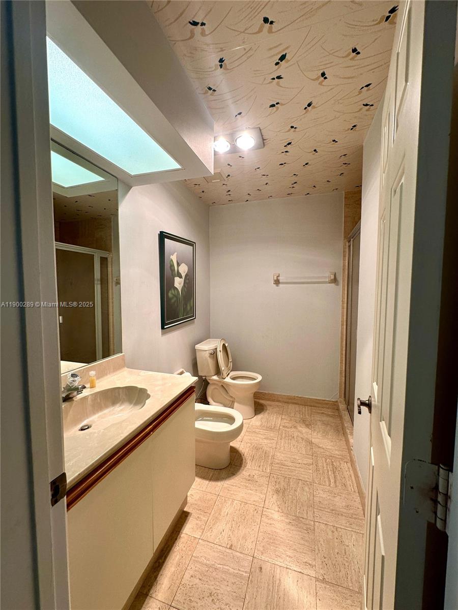 LA PAZ AT BOCA POINTE - Residential