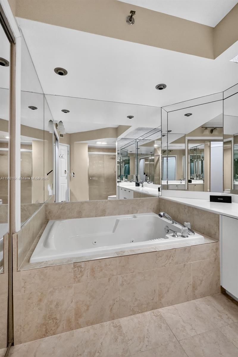 THE LANDMARK - Residential Lease