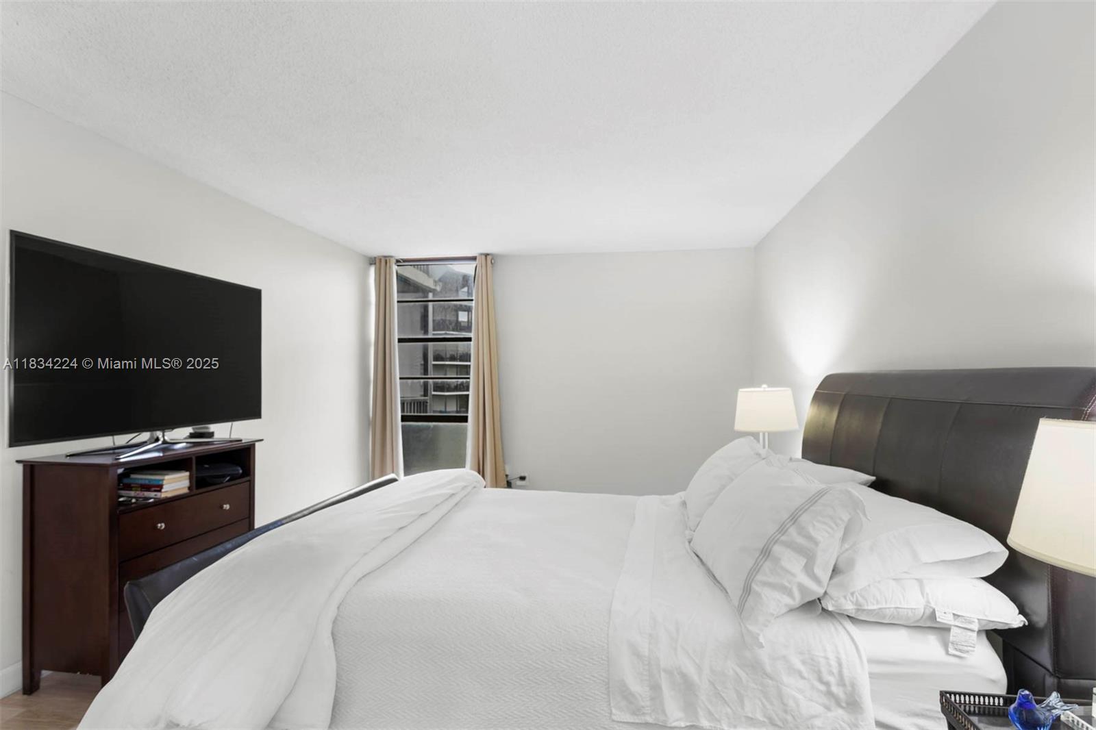 ENSENADA CONDO BLDG E-II - Residential