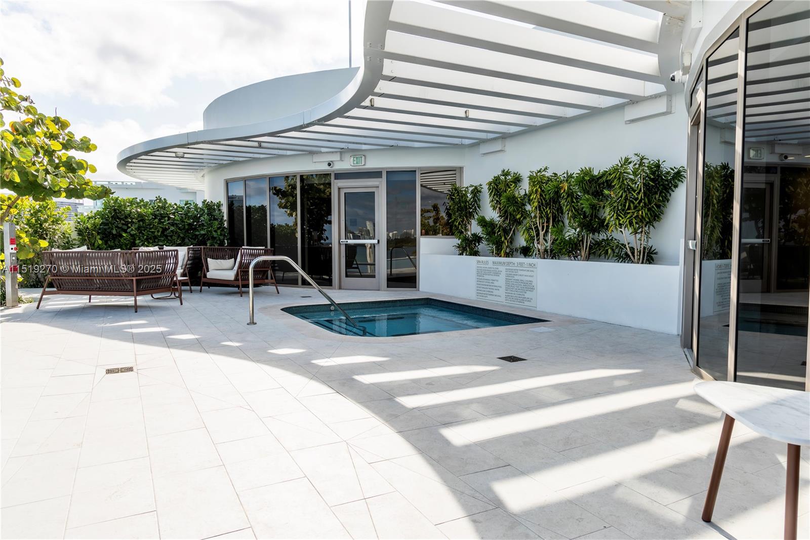 Onda Residences - Residential