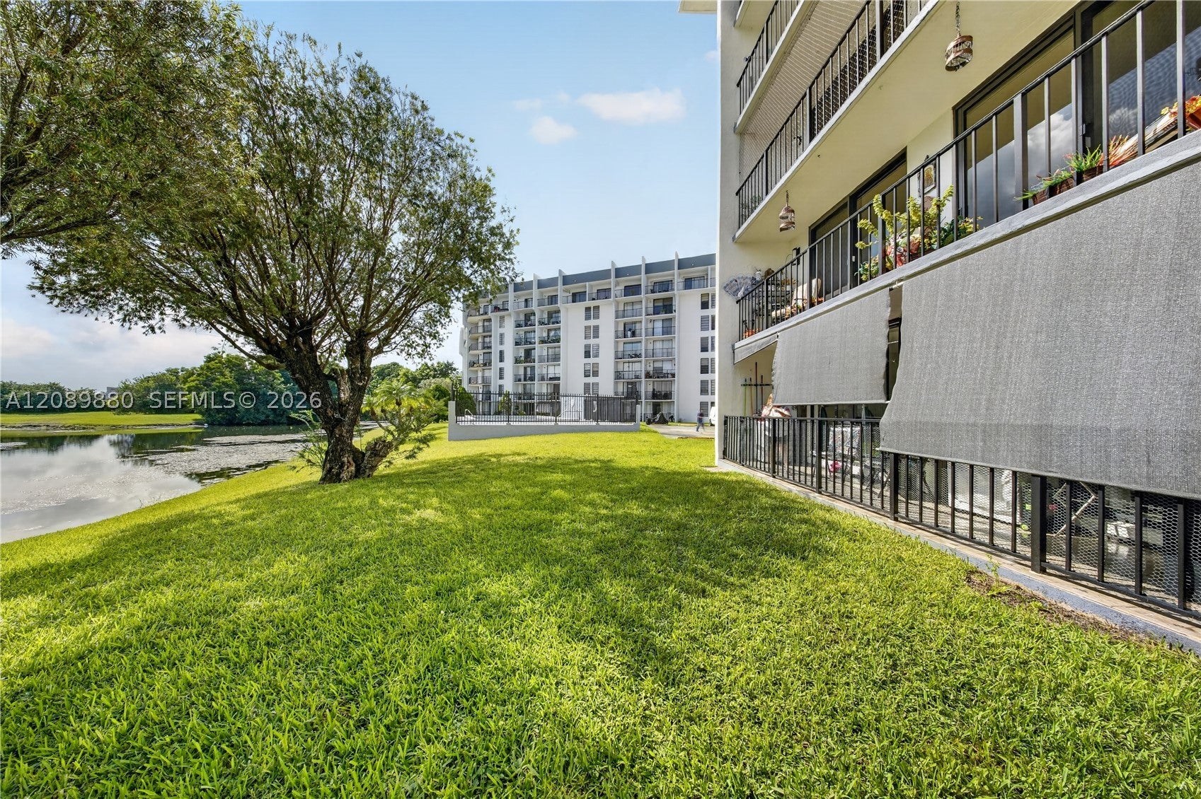 9686 Fontainebleau Blvd 106