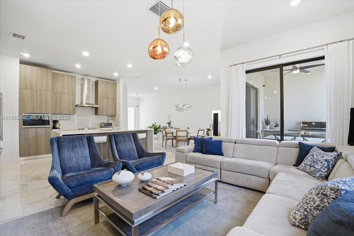 SOUTH KENDALL SEC A - Residential