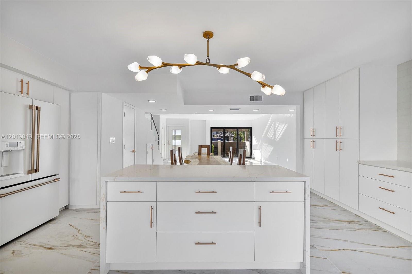 LAKEVIEW TOWNHOMES CONDO - Residential