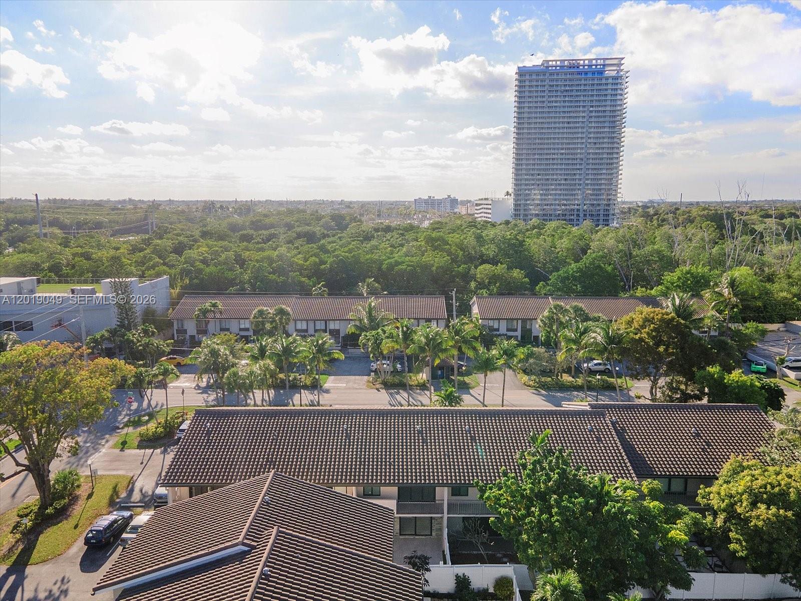 LAKEVIEW TOWNHOMES CONDO - Residential