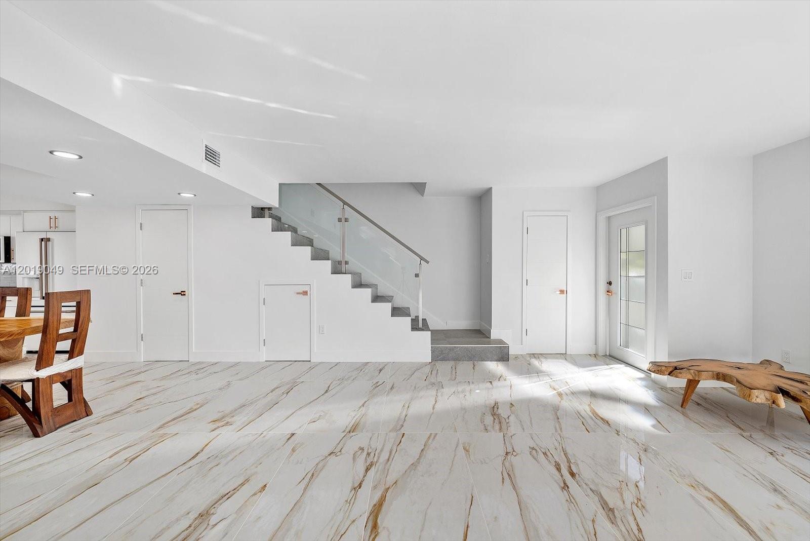 LAKEVIEW TOWNHOMES CONDO - Residential