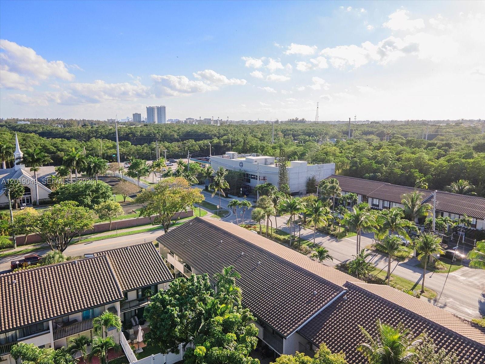 LAKEVIEW TOWNHOMES CONDO - Residential