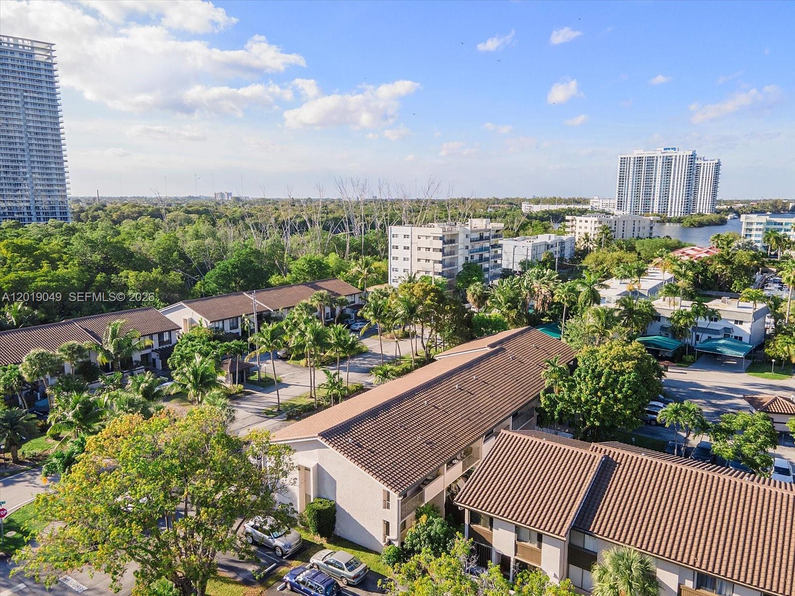 LAKEVIEW TOWNHOMES CONDO - Residential