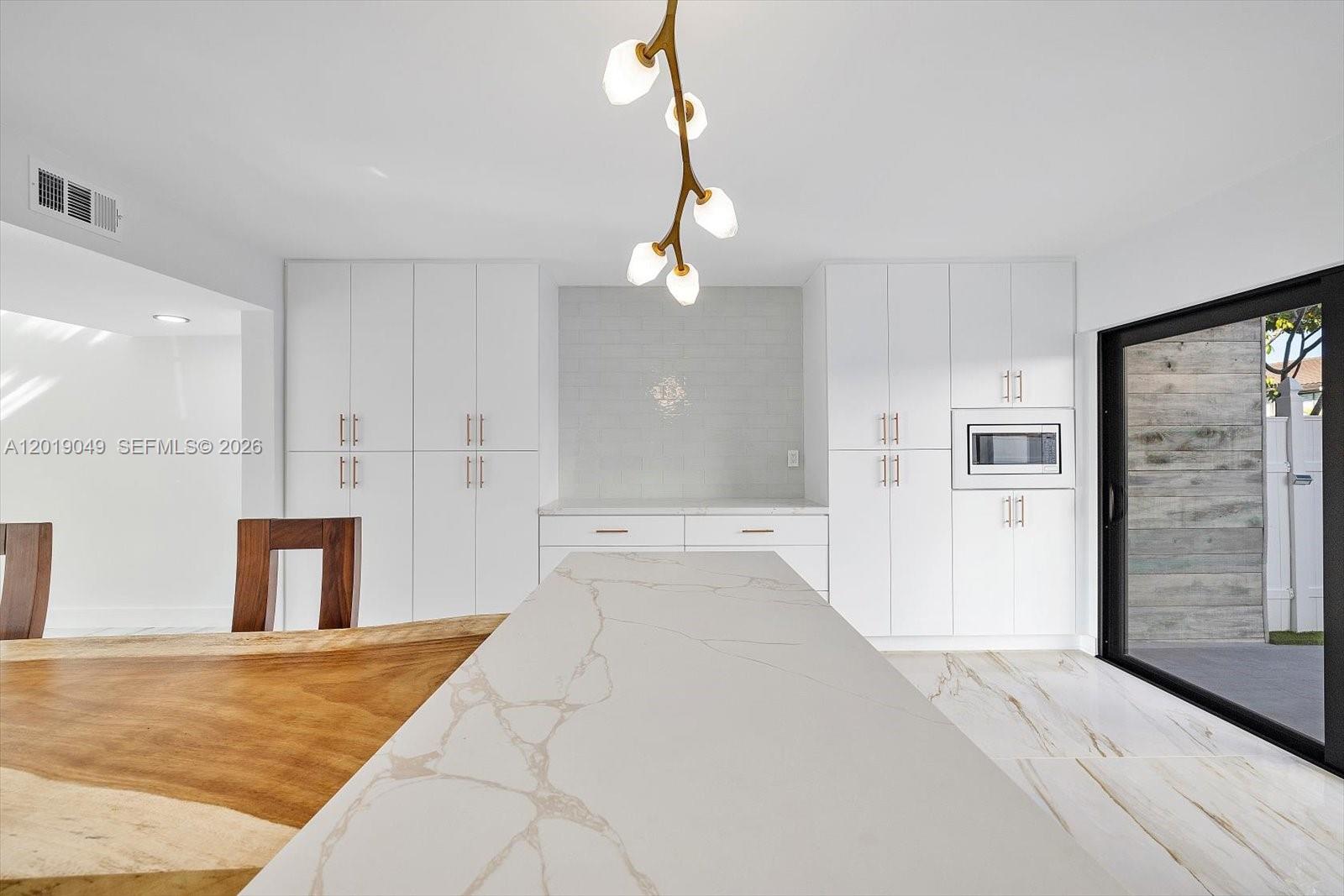 LAKEVIEW TOWNHOMES CONDO - Residential