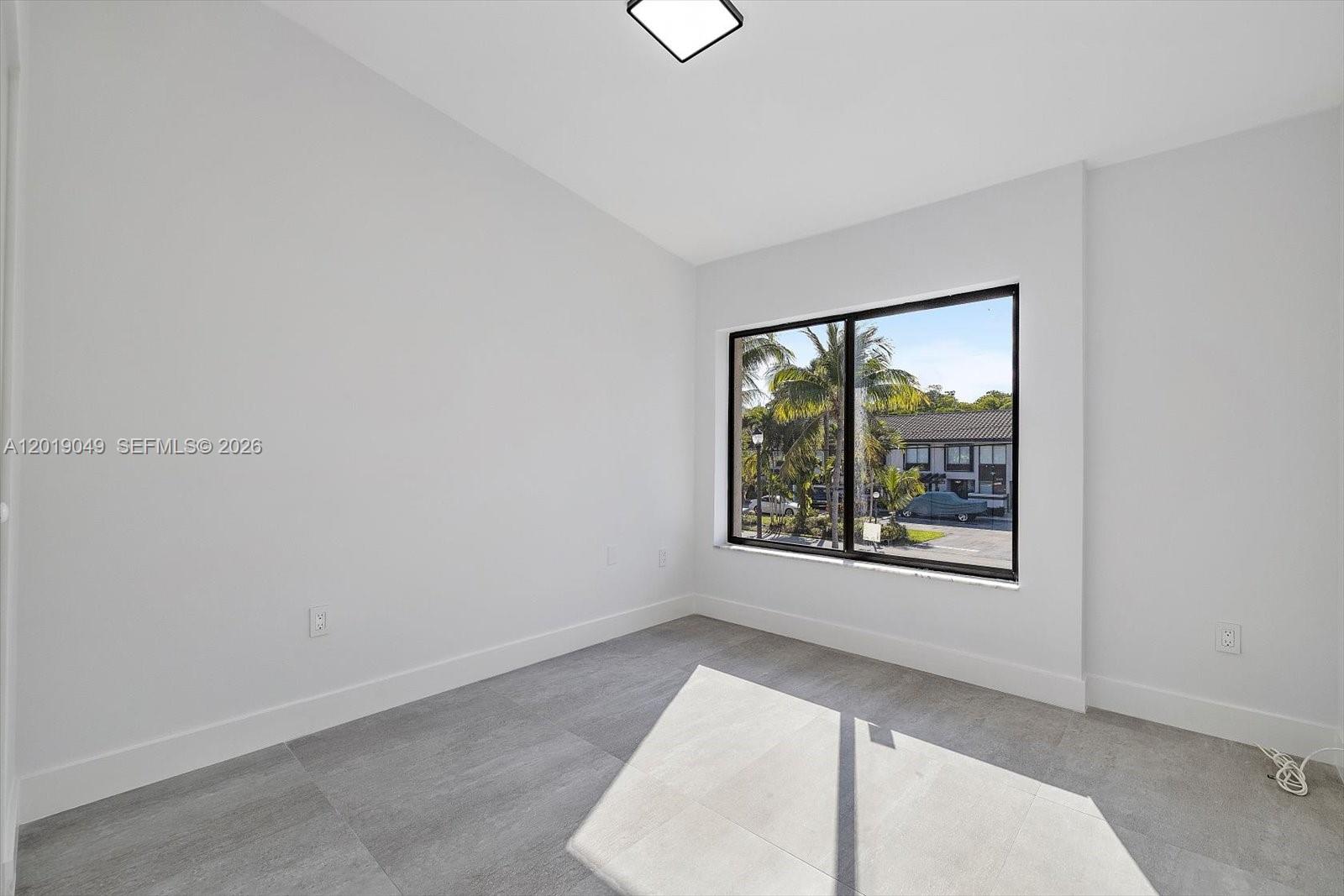 LAKEVIEW TOWNHOMES CONDO - Residential