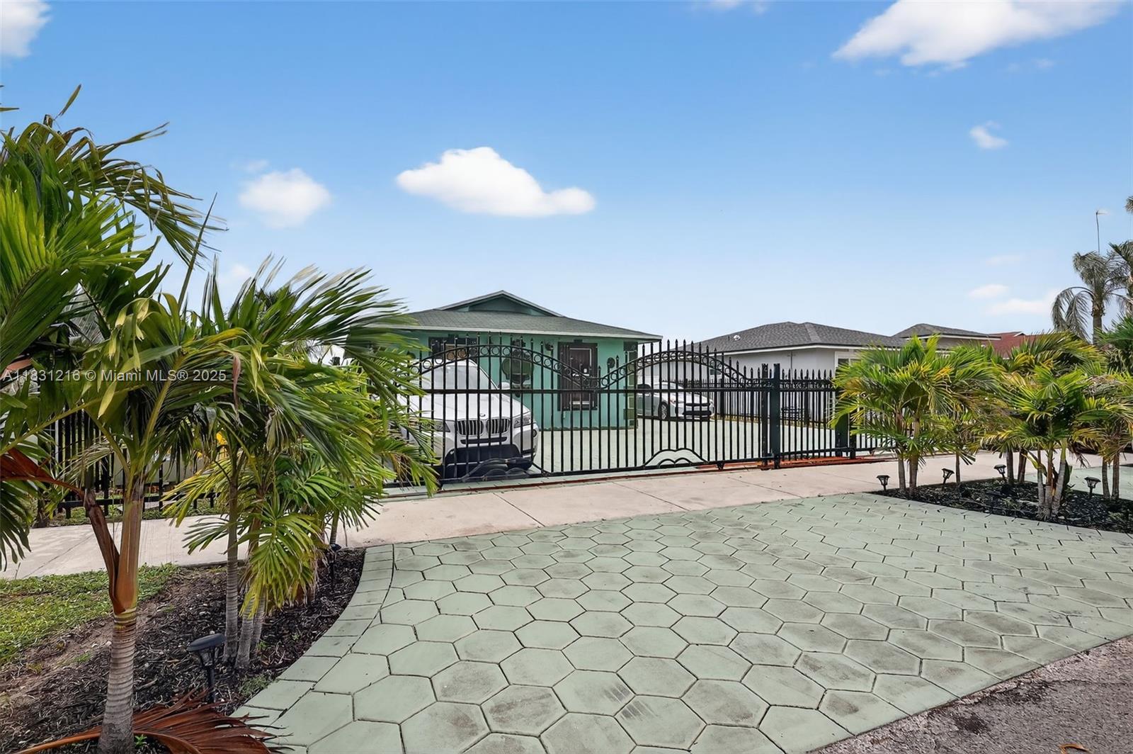 19415 NW 33rd Ct