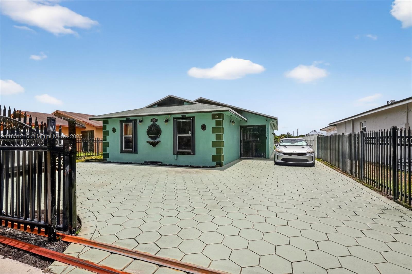 19415 NW 33rd Ct