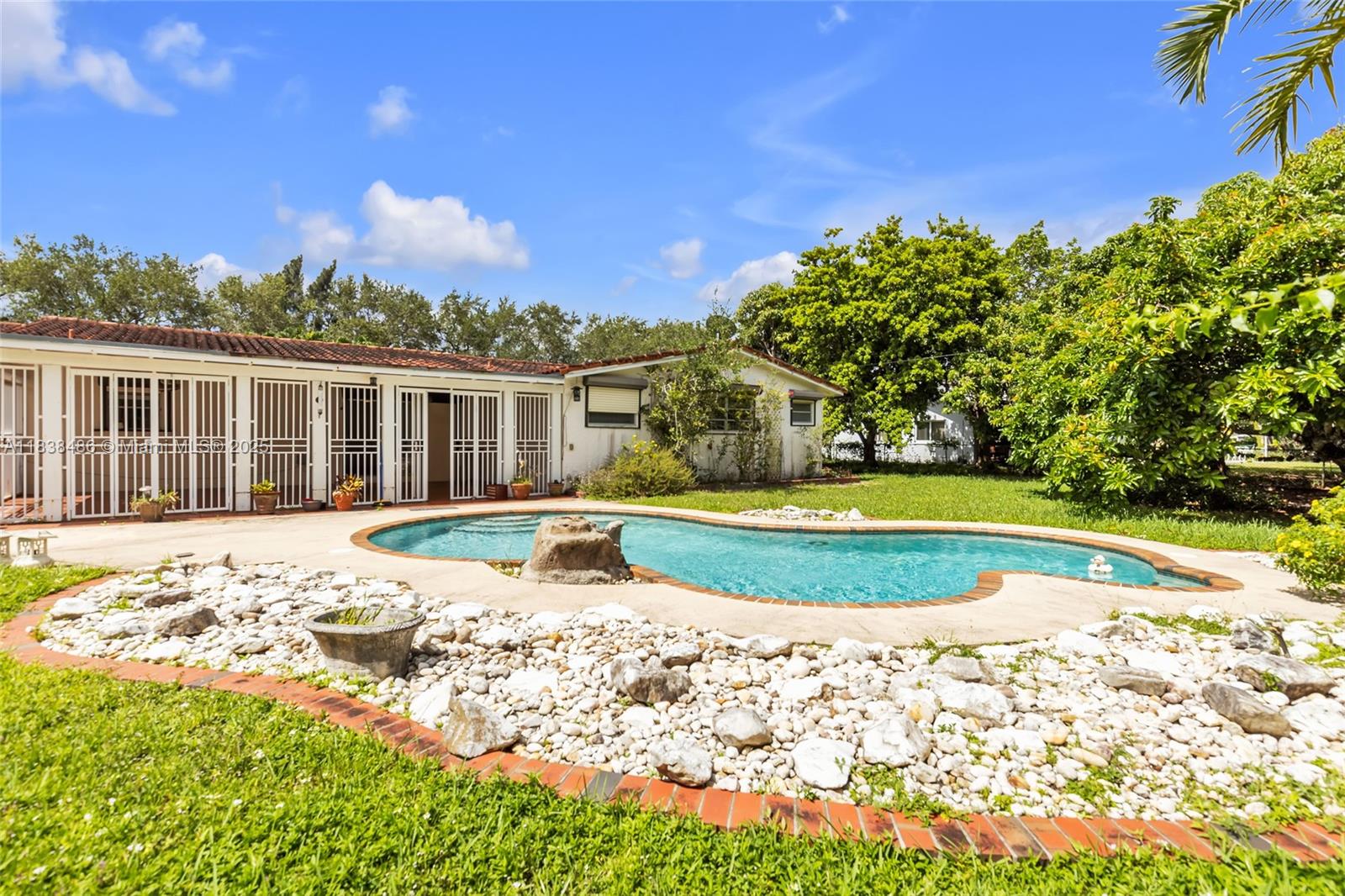 CULLYWOOD ESTS REPLAT - Residential