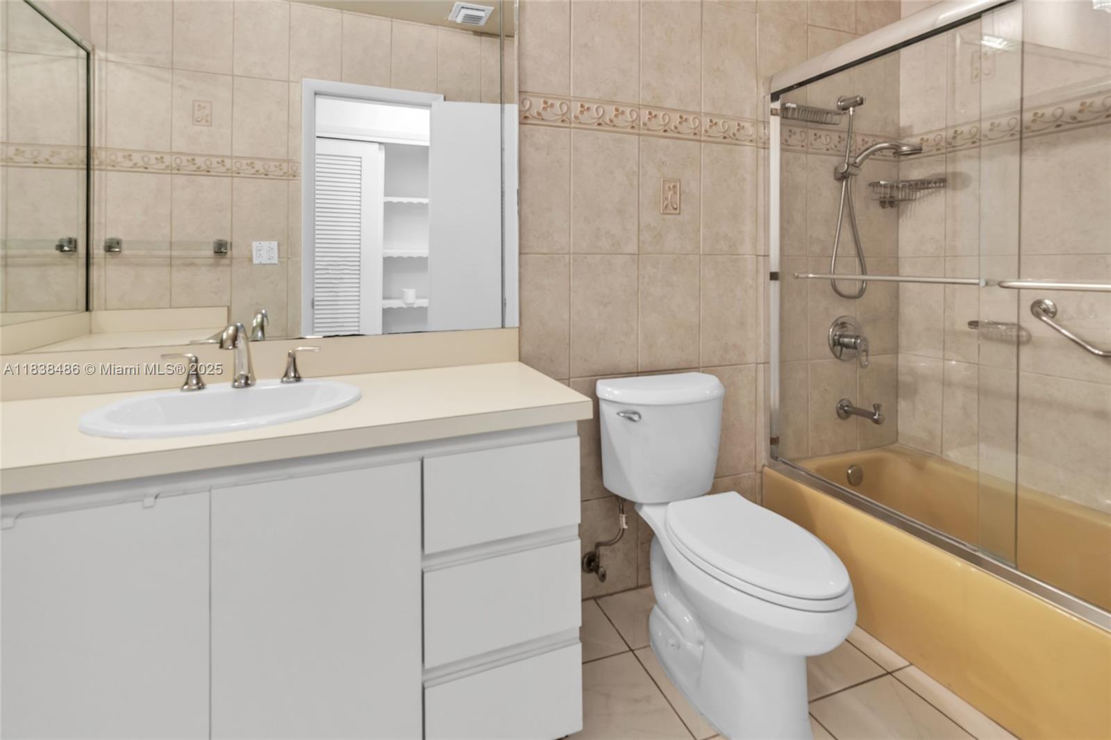 CULLYWOOD ESTS REPLAT - Residential