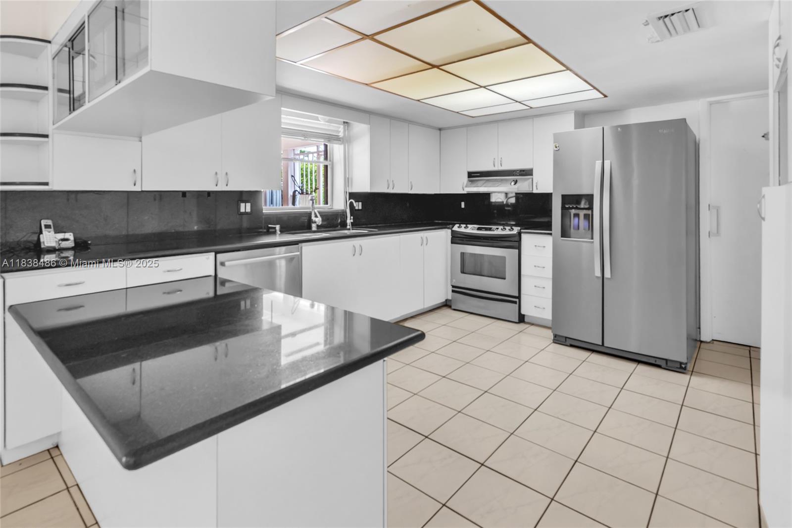 CULLYWOOD ESTS REPLAT - Residential