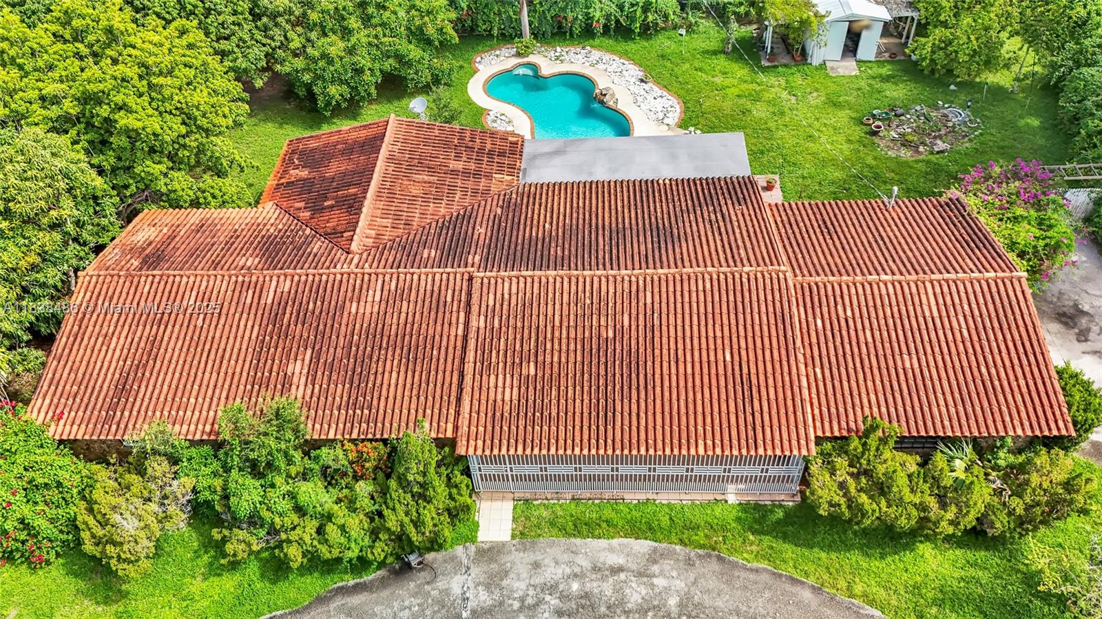 CULLYWOOD ESTS REPLAT - Residential