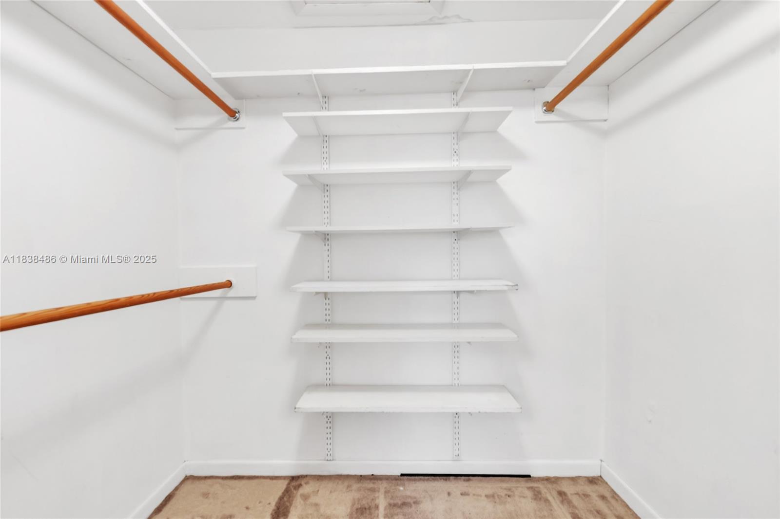 CULLYWOOD ESTS REPLAT - Residential