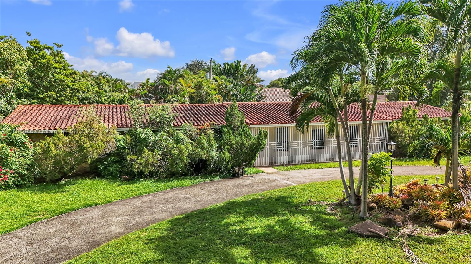 CULLYWOOD ESTS REPLAT - Residential