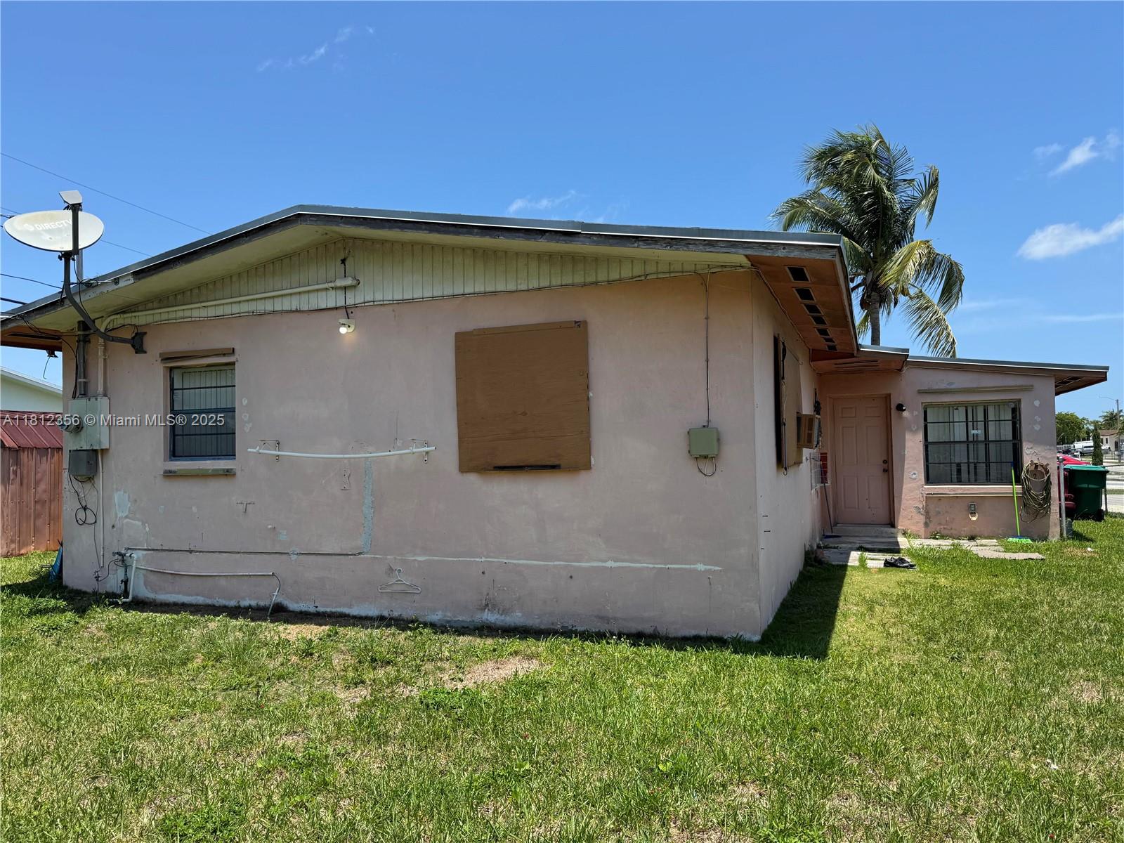 SO MIAMI HEIGHTS MANOR - Residential