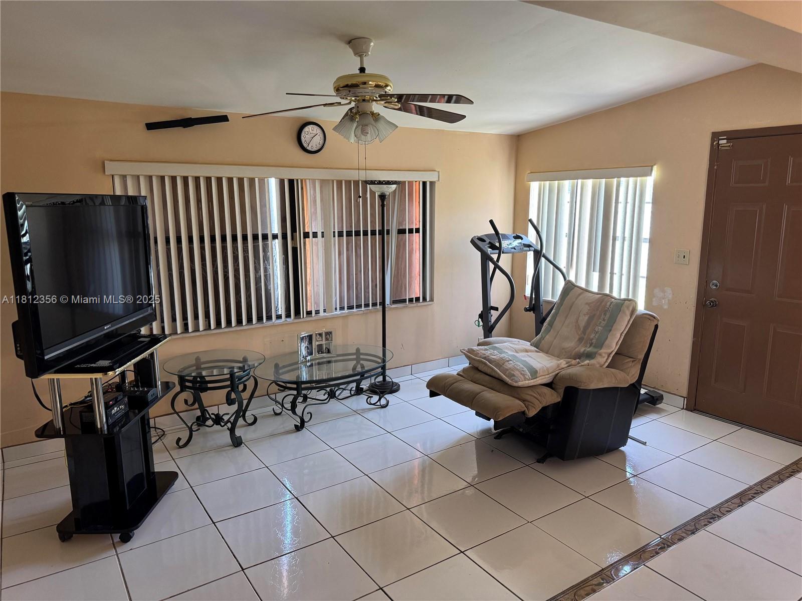 SO MIAMI HEIGHTS MANOR - Residential