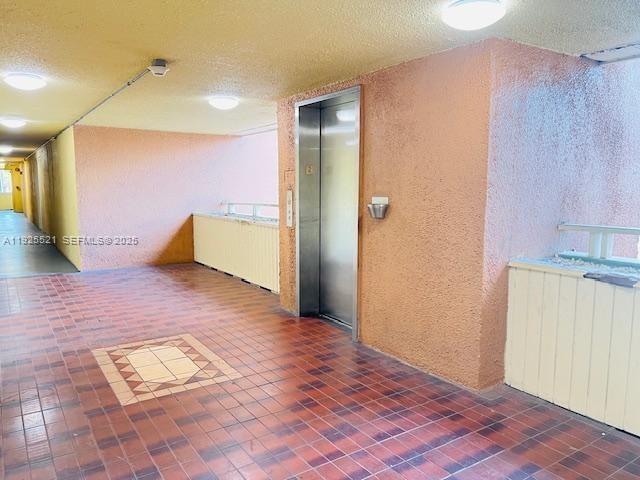 LAKEVIEW GARDENS AT MIAMI - Residential