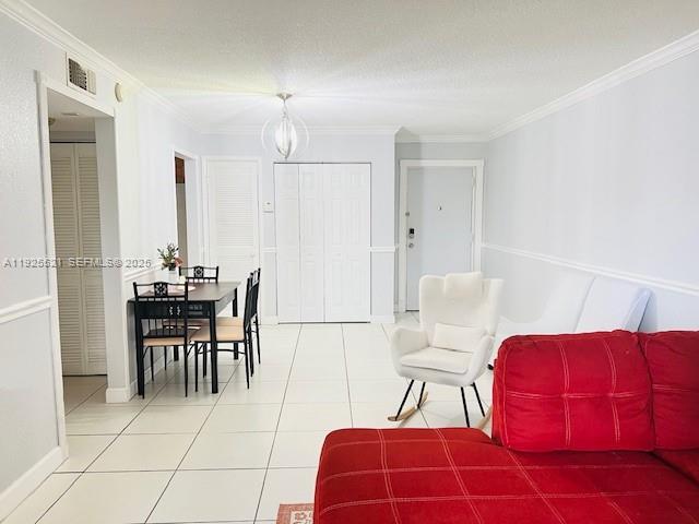 LAKEVIEW GARDENS AT MIAMI - Residential