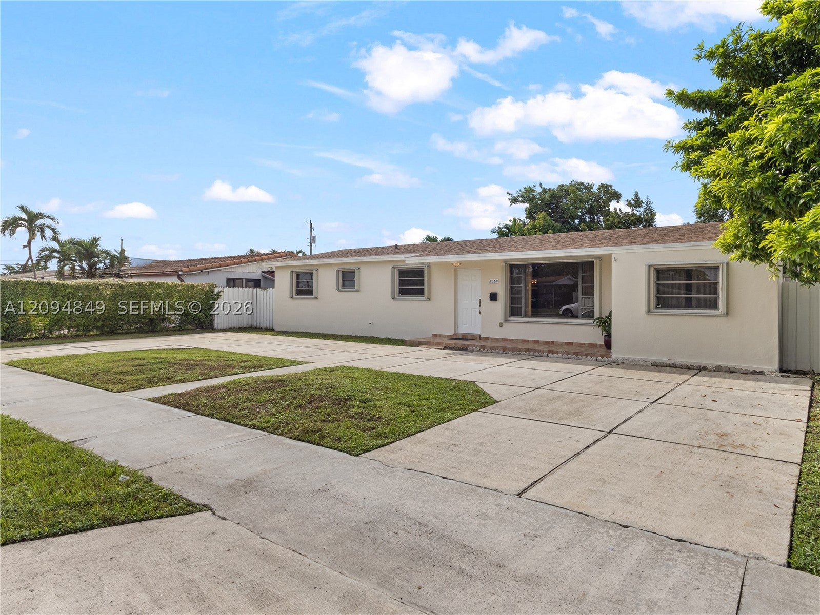 9360 SW 25th St, Miami FL 33165