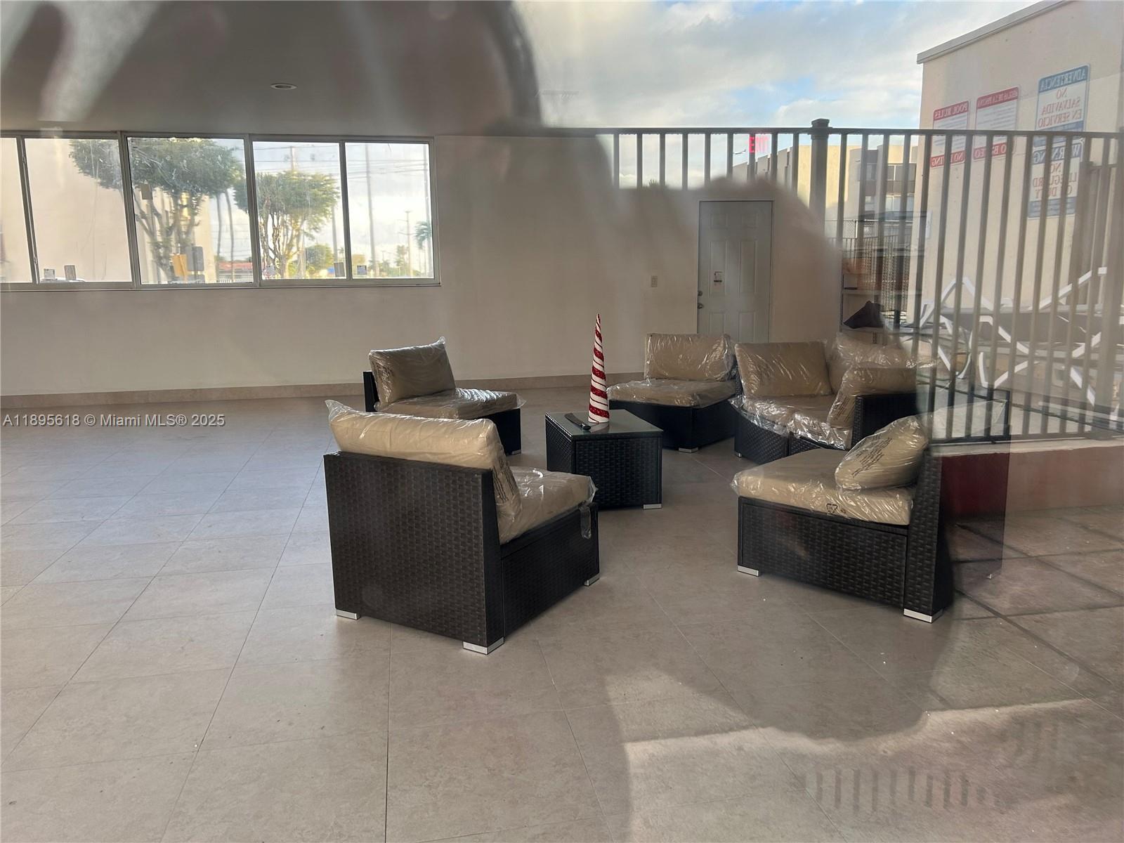 VERSAILLE GARDENS I CONDO - Residential