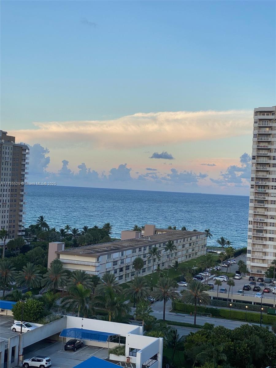 HEMISPHERES CONDO - Residential