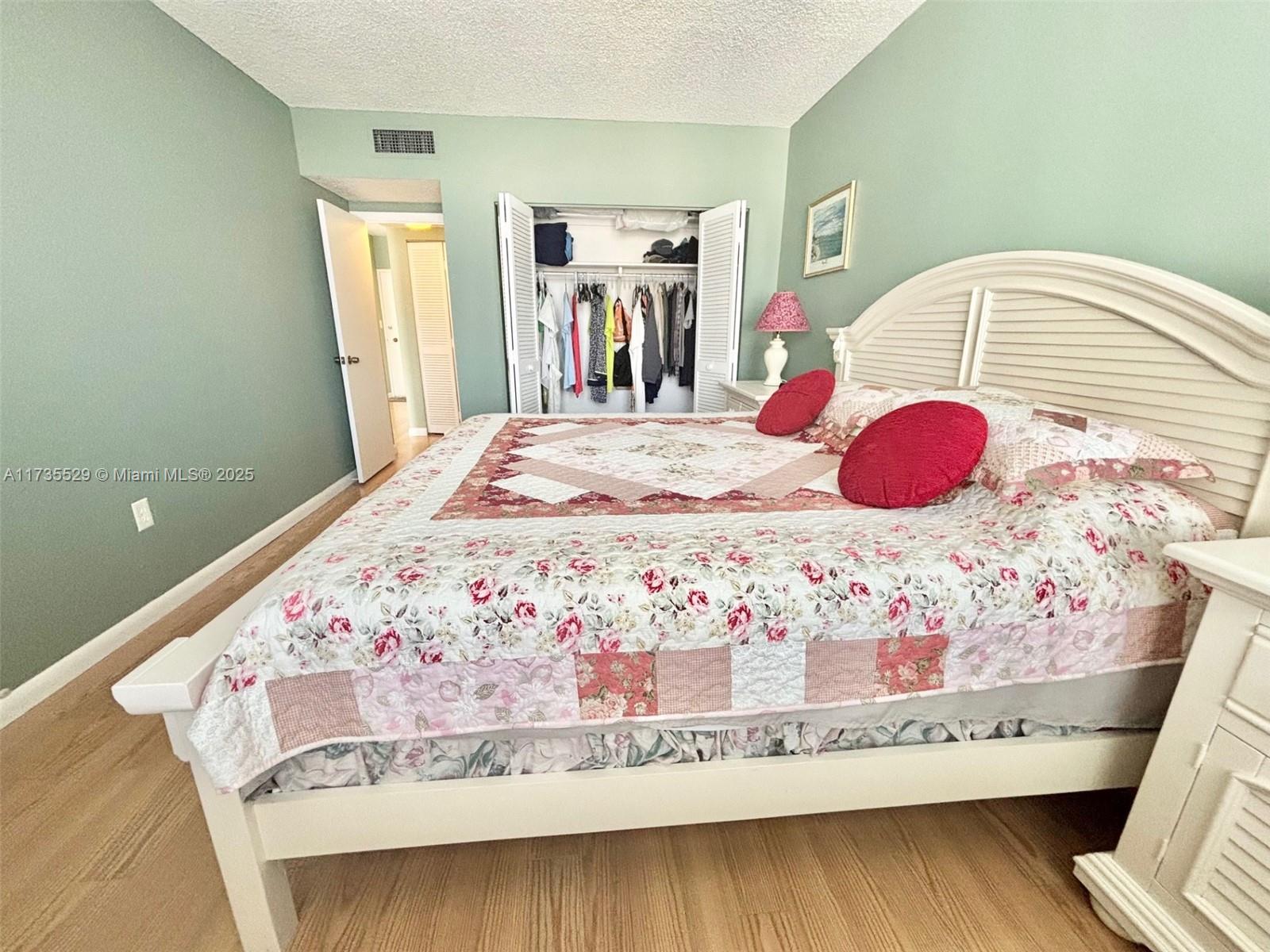 HEMISPHERES CONDO - Residential