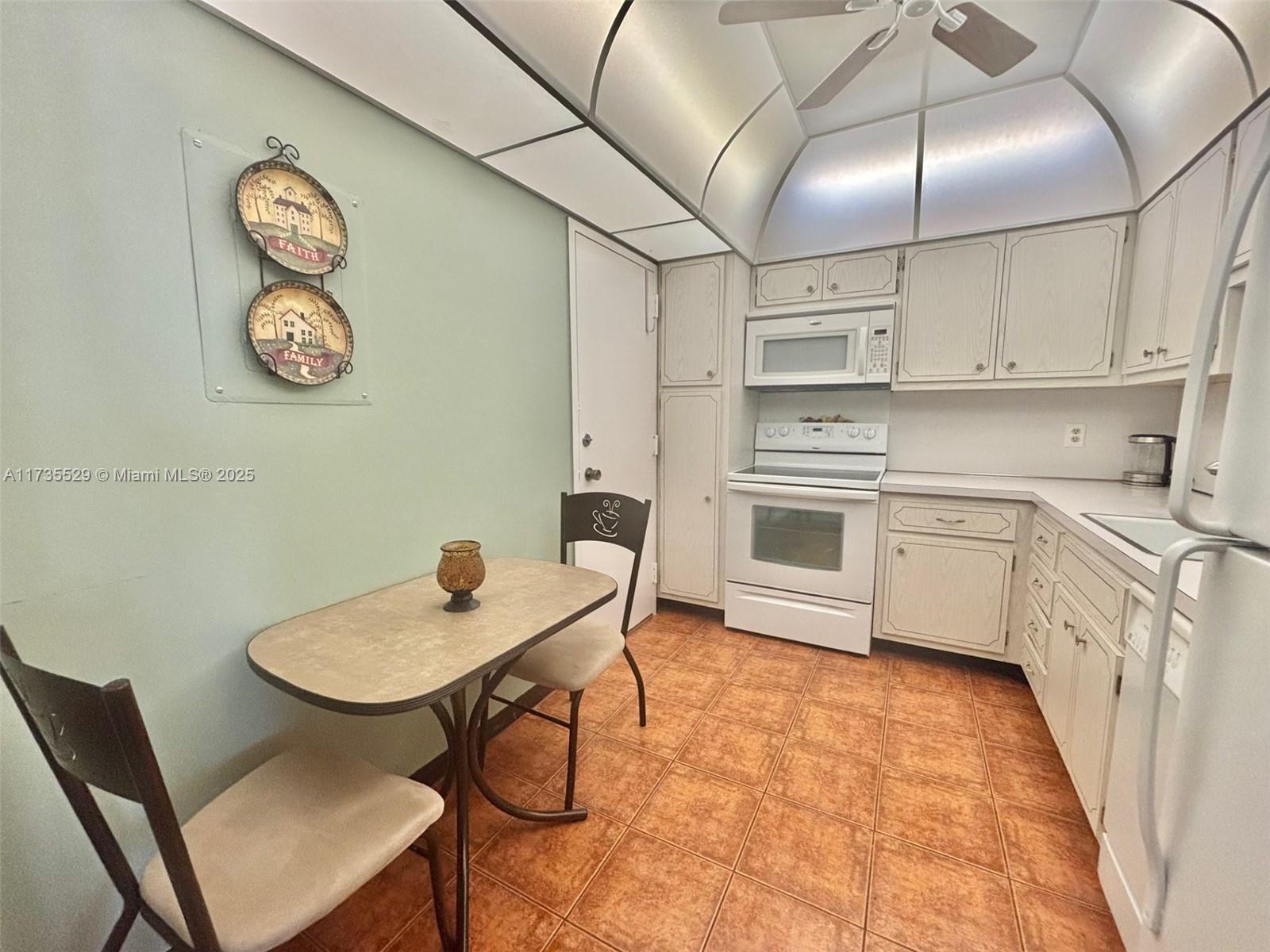 HEMISPHERES CONDO - Residential