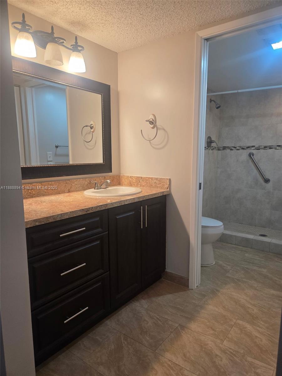 SUFFOLK AT CENTURY VILLAG - Residential