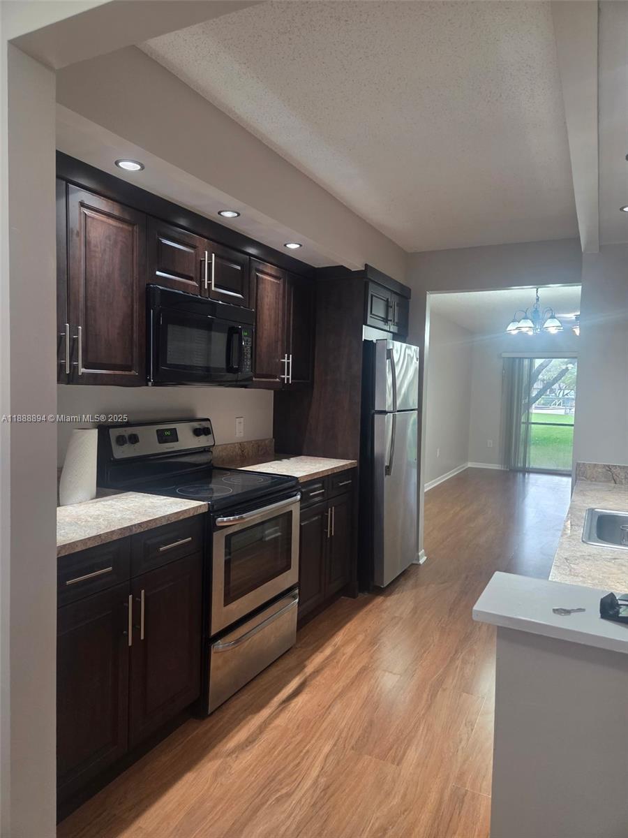 SUFFOLK AT CENTURY VILLAG - Residential