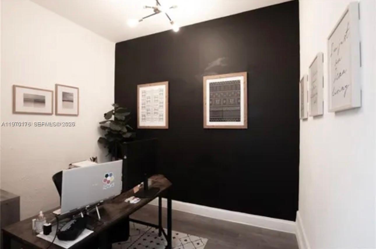 SILVER PALM EAST SECTION - Residential