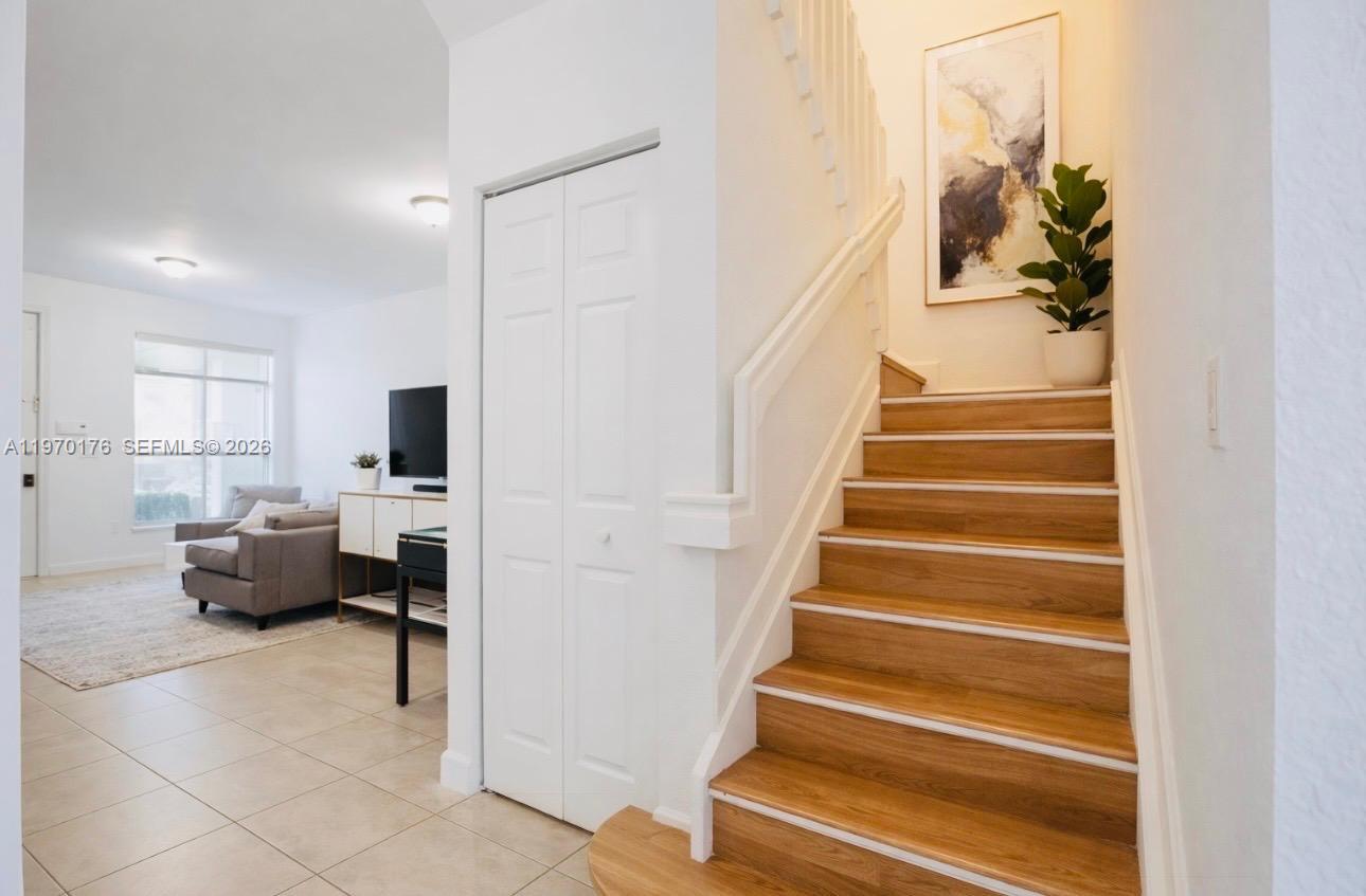 SILVER PALM EAST SECTION - Residential