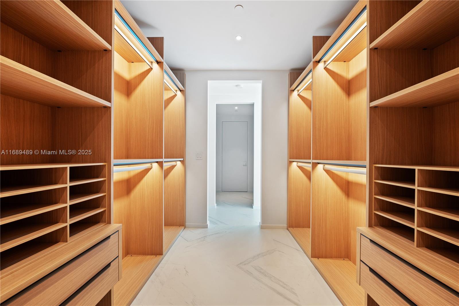 2000 OCEAN CONDO - Residential