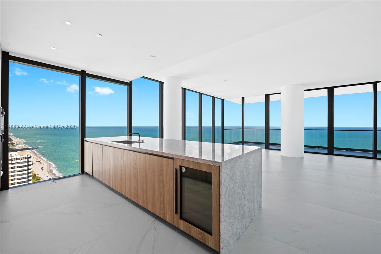 2000 S Ocean Dr 27A