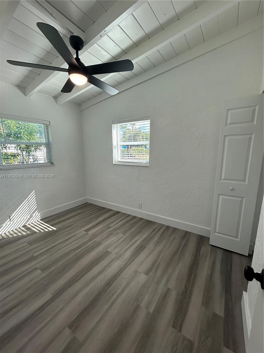 SANDERS PARK - Residential