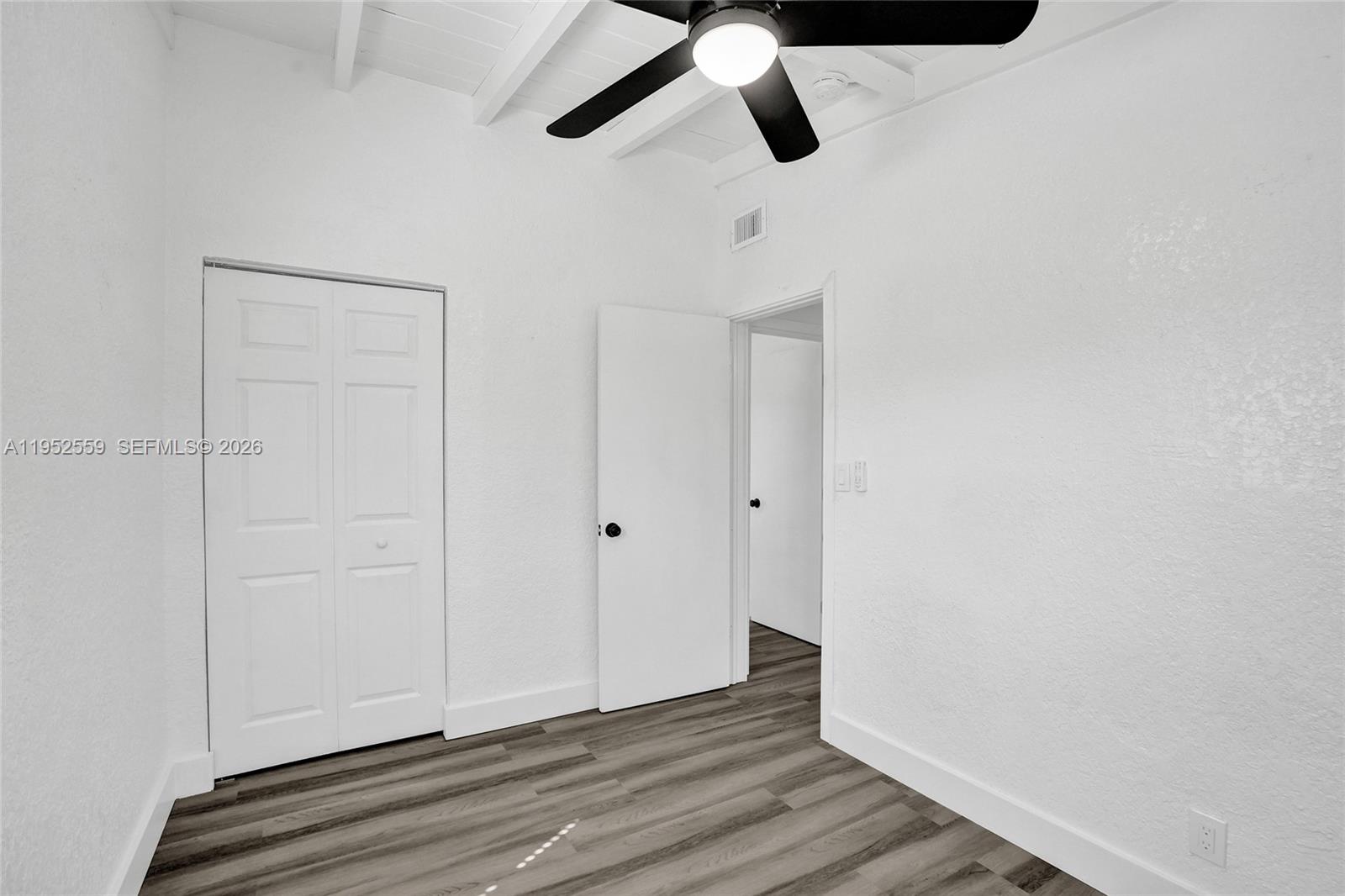 SANDERS PARK - Residential