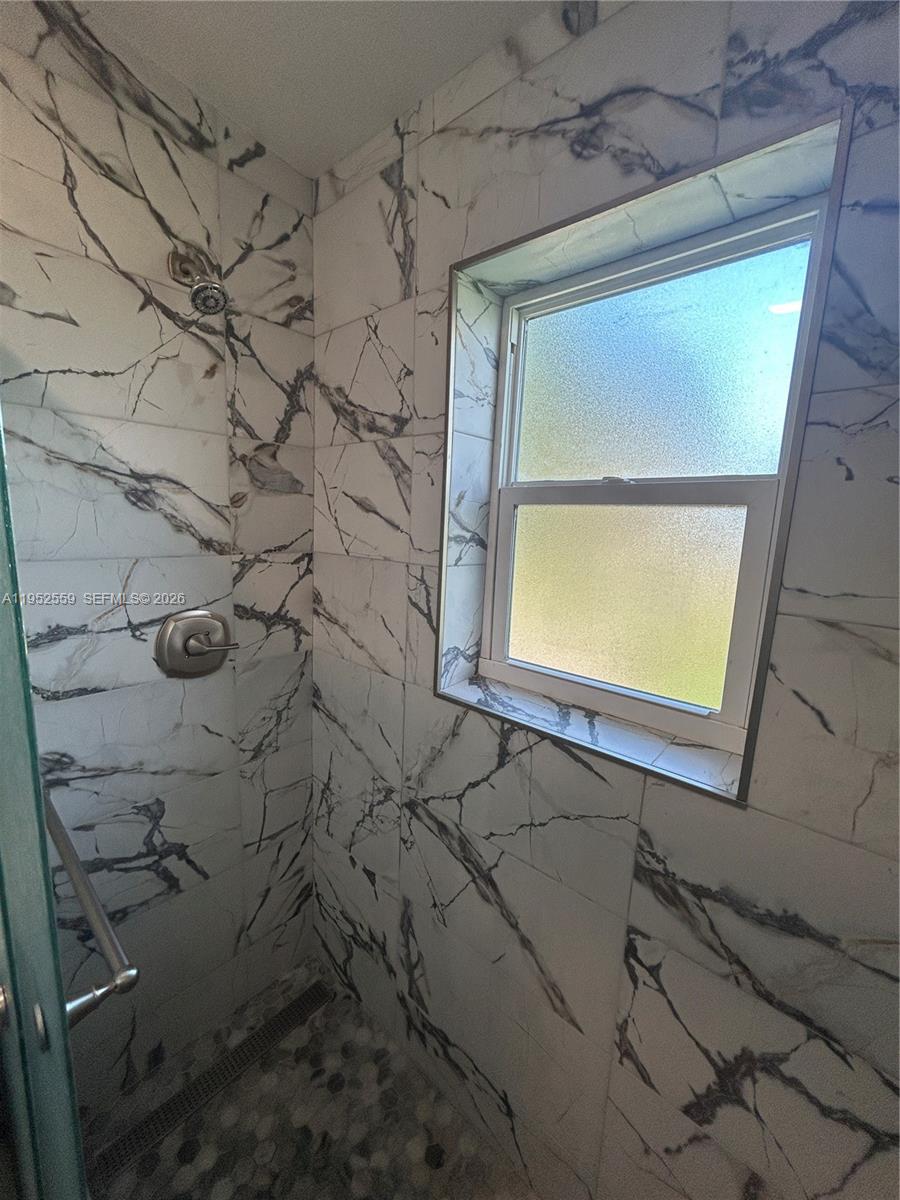 SANDERS PARK - Residential