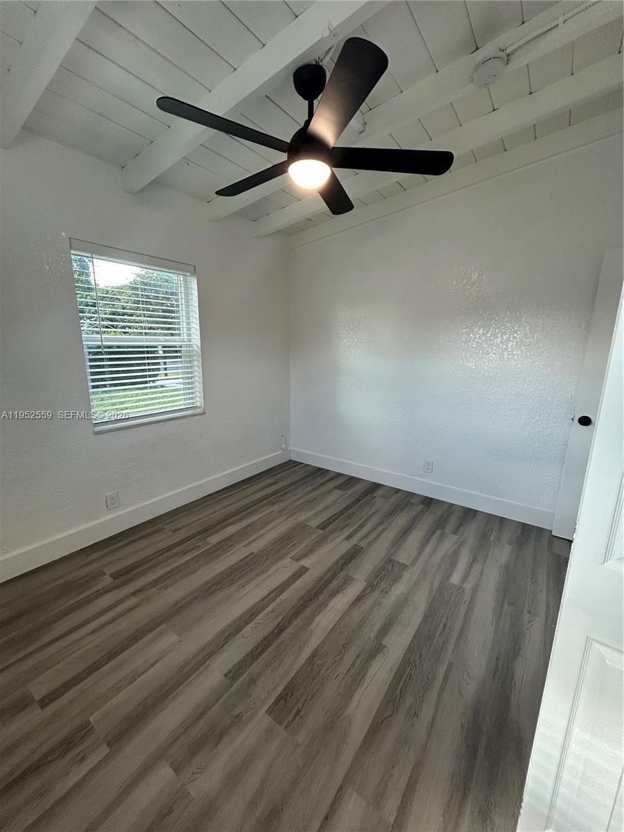 SANDERS PARK - Residential