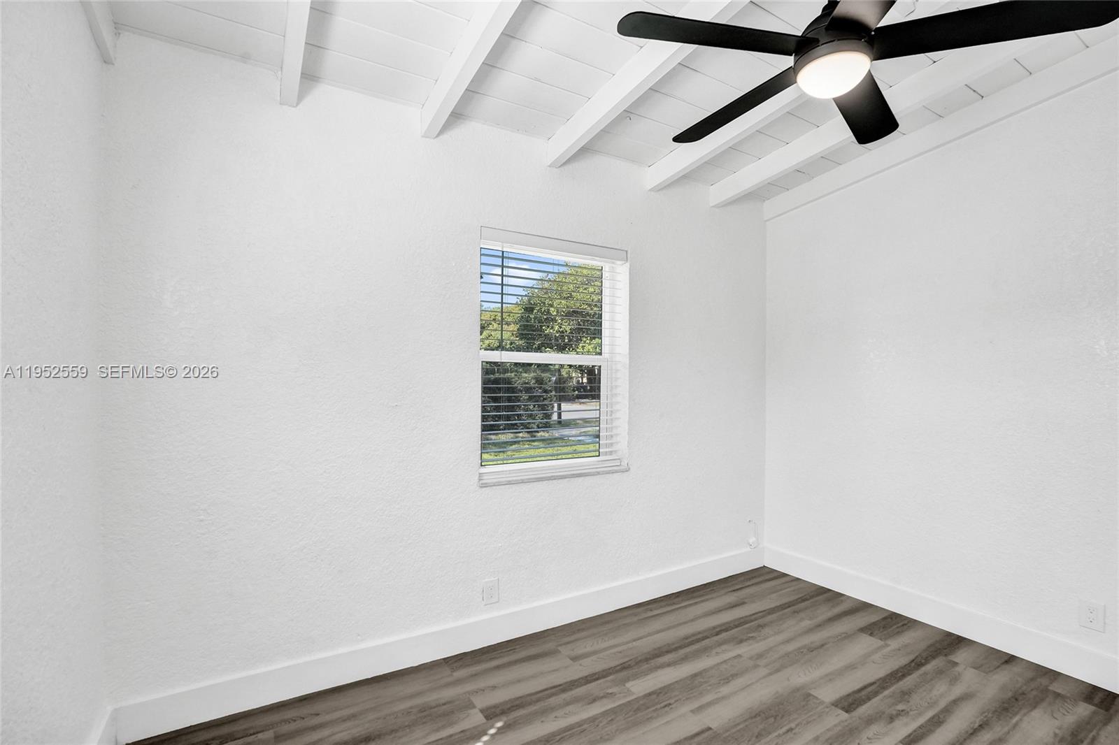 SANDERS PARK - Residential