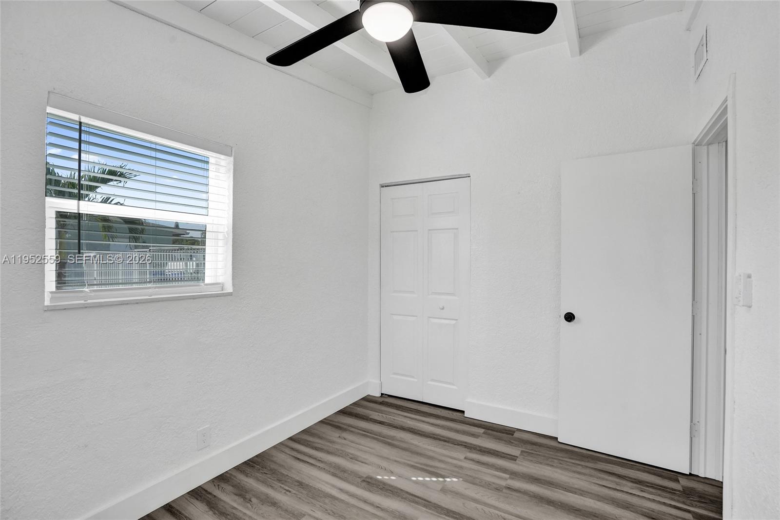 SANDERS PARK - Residential