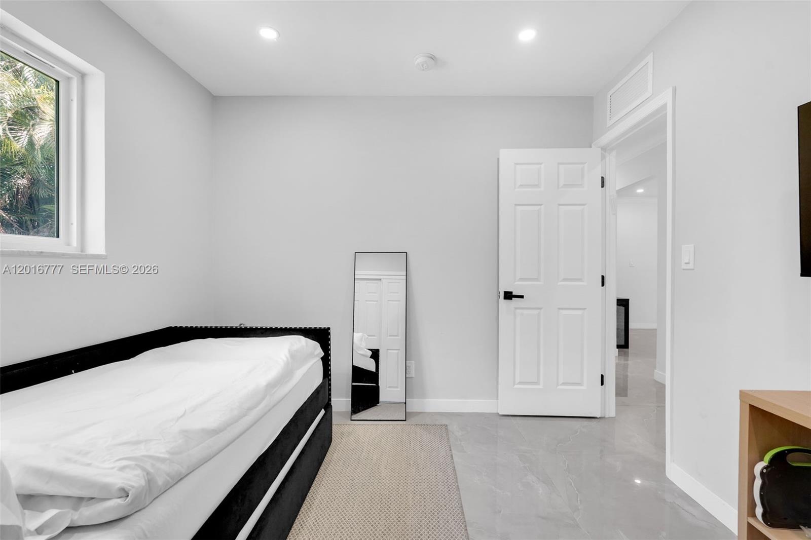 SHERIDAN HILLS SEC ONE - Residential