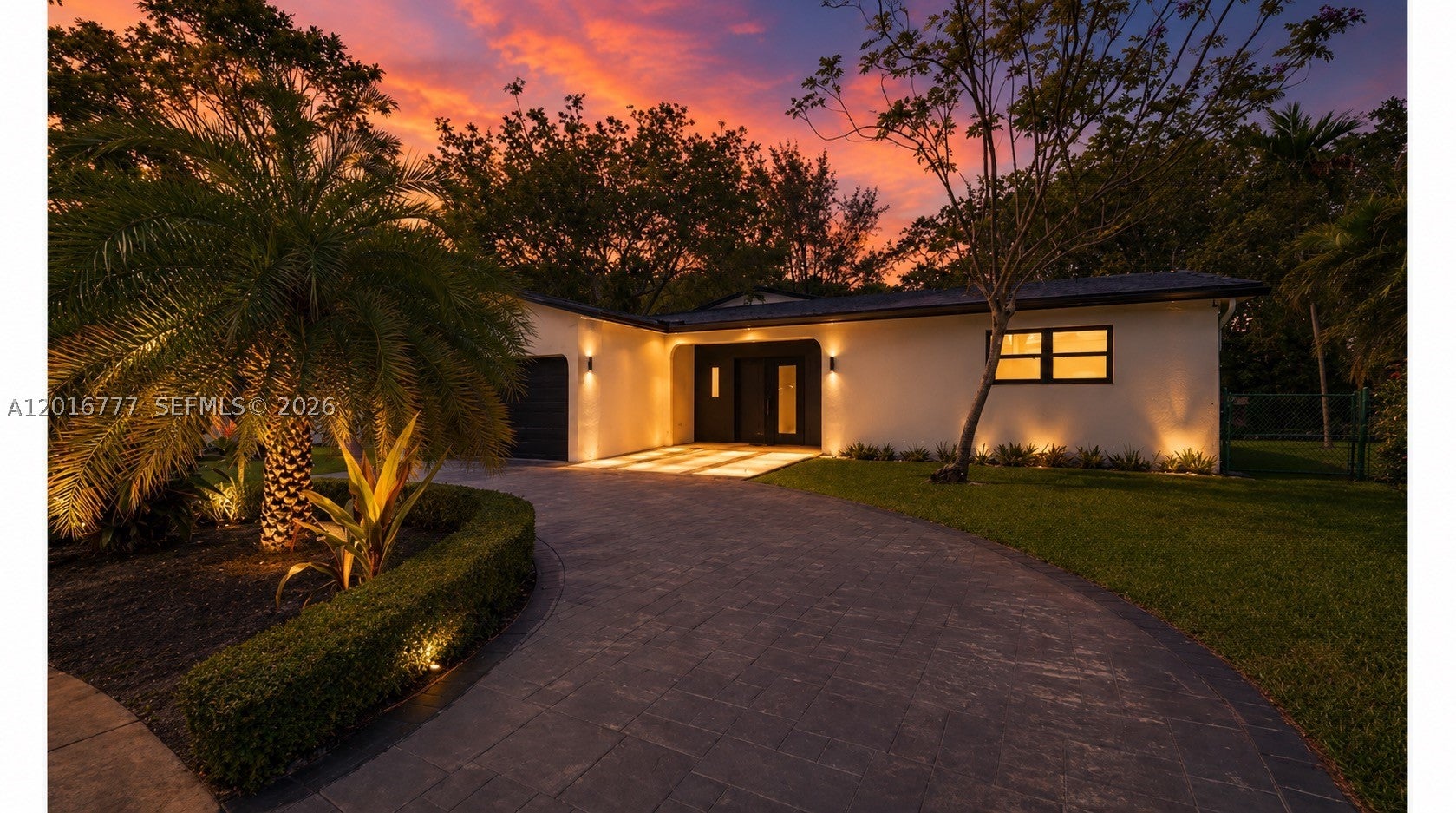 3411 Thomas St, Hollywood FL 33021
