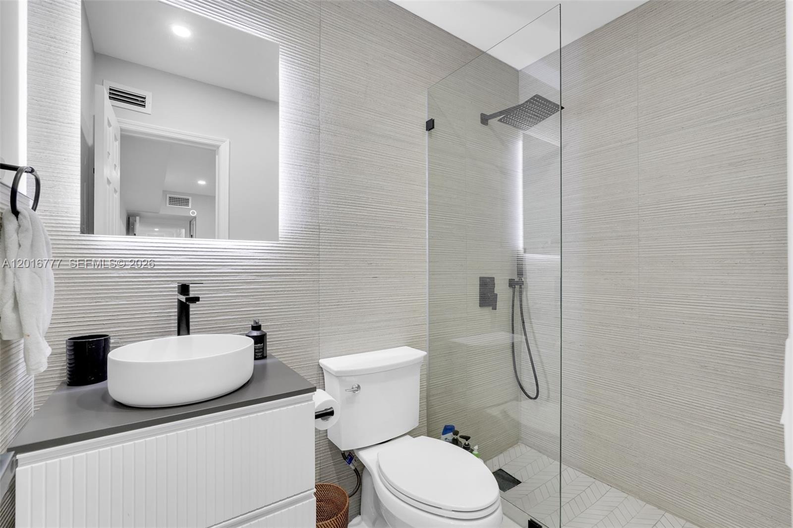 SHERIDAN HILLS SEC ONE - Residential