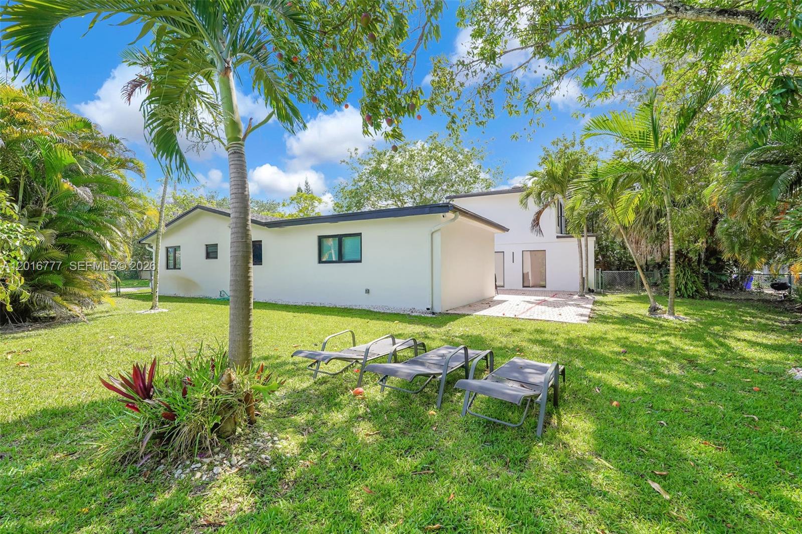 SHERIDAN HILLS SEC ONE - Residential