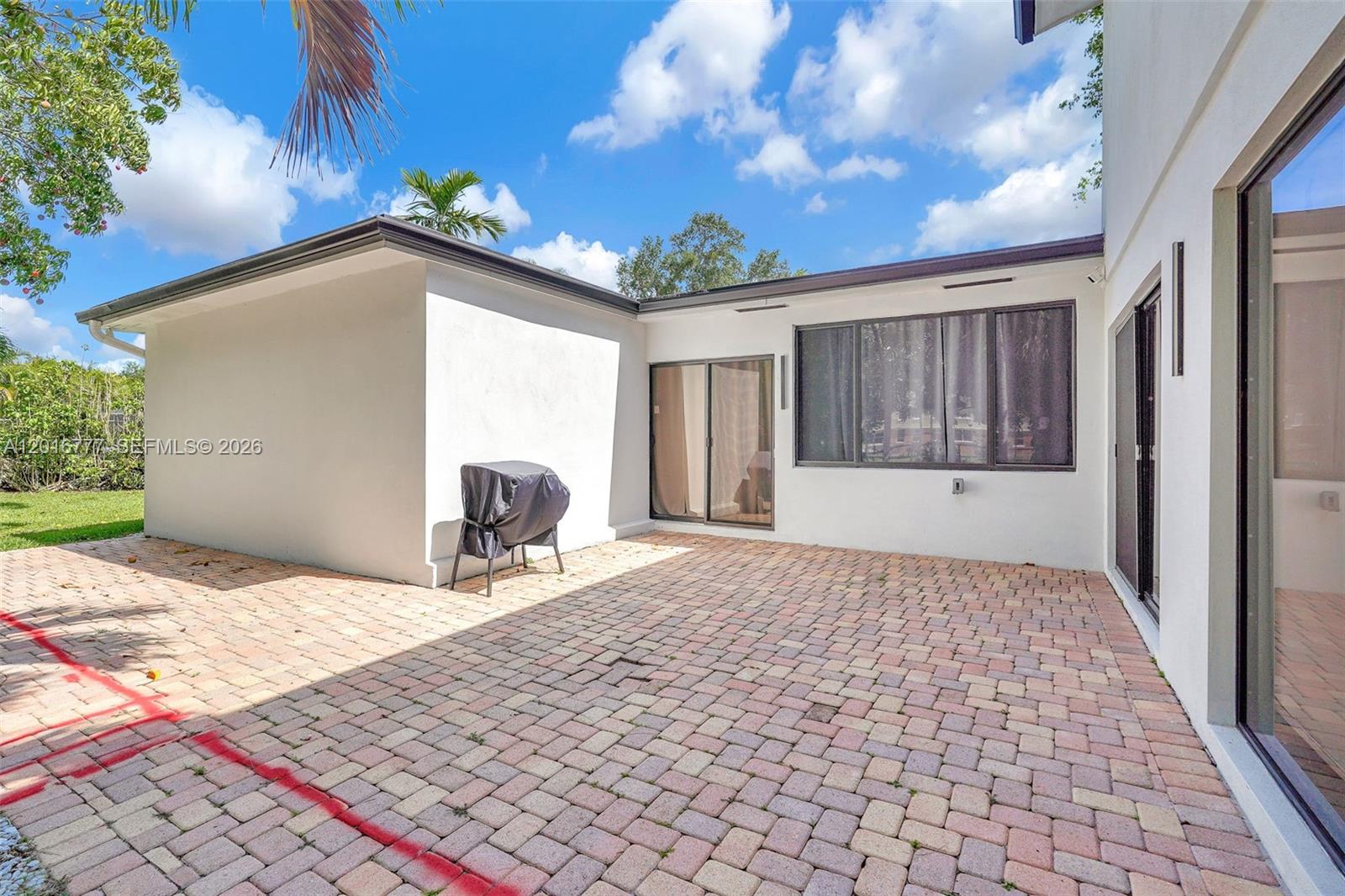 SHERIDAN HILLS SEC ONE - Residential