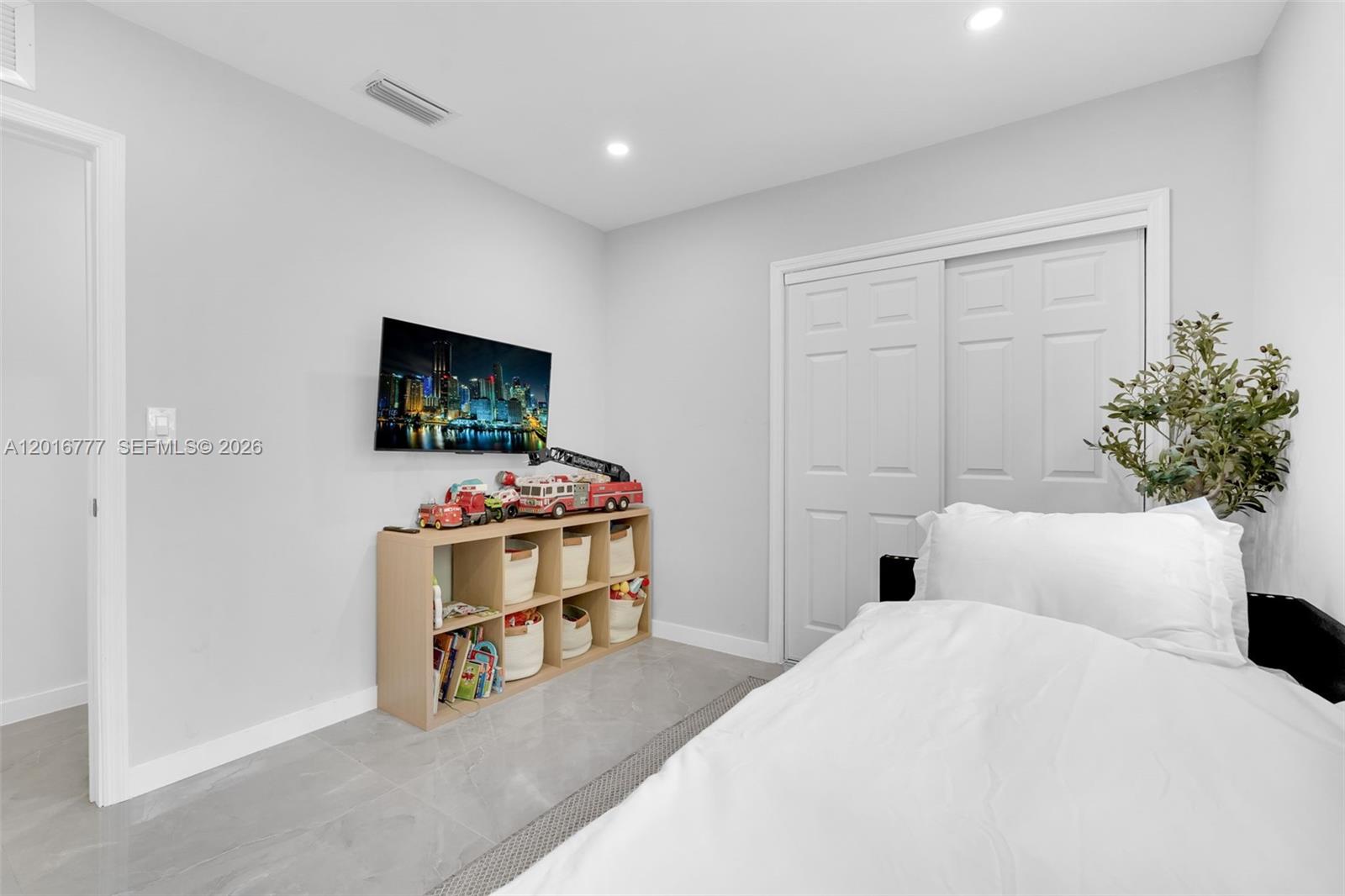 SHERIDAN HILLS SEC ONE - Residential
