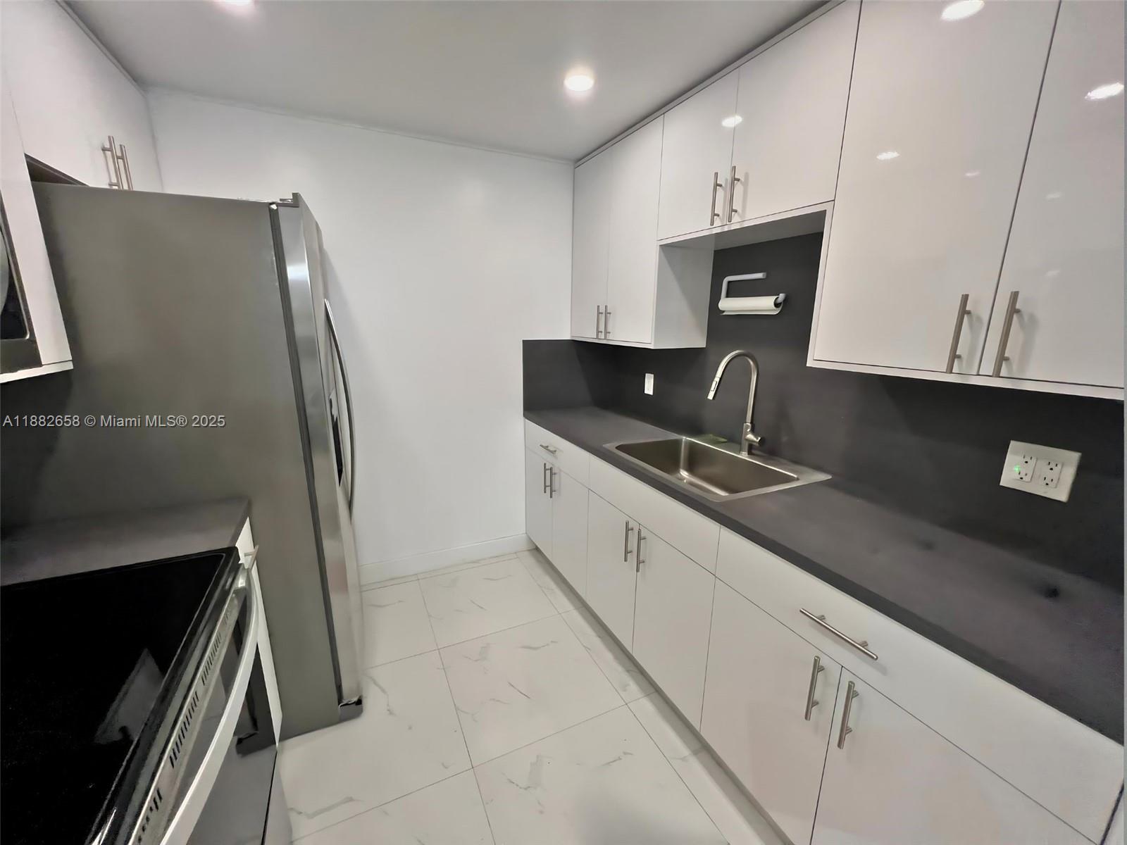 NEW HAMPTON AT CENTURY VI - Residential